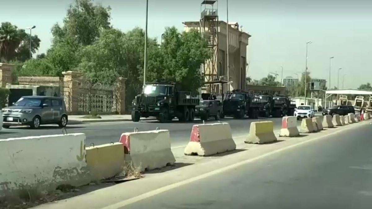rockets-hit-baghdad-s-green-zone-as-iraq-parliament-meets