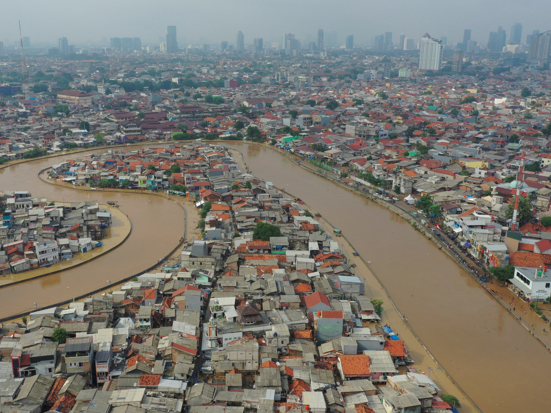 Why Indonesia is abandoning its capital city to save it