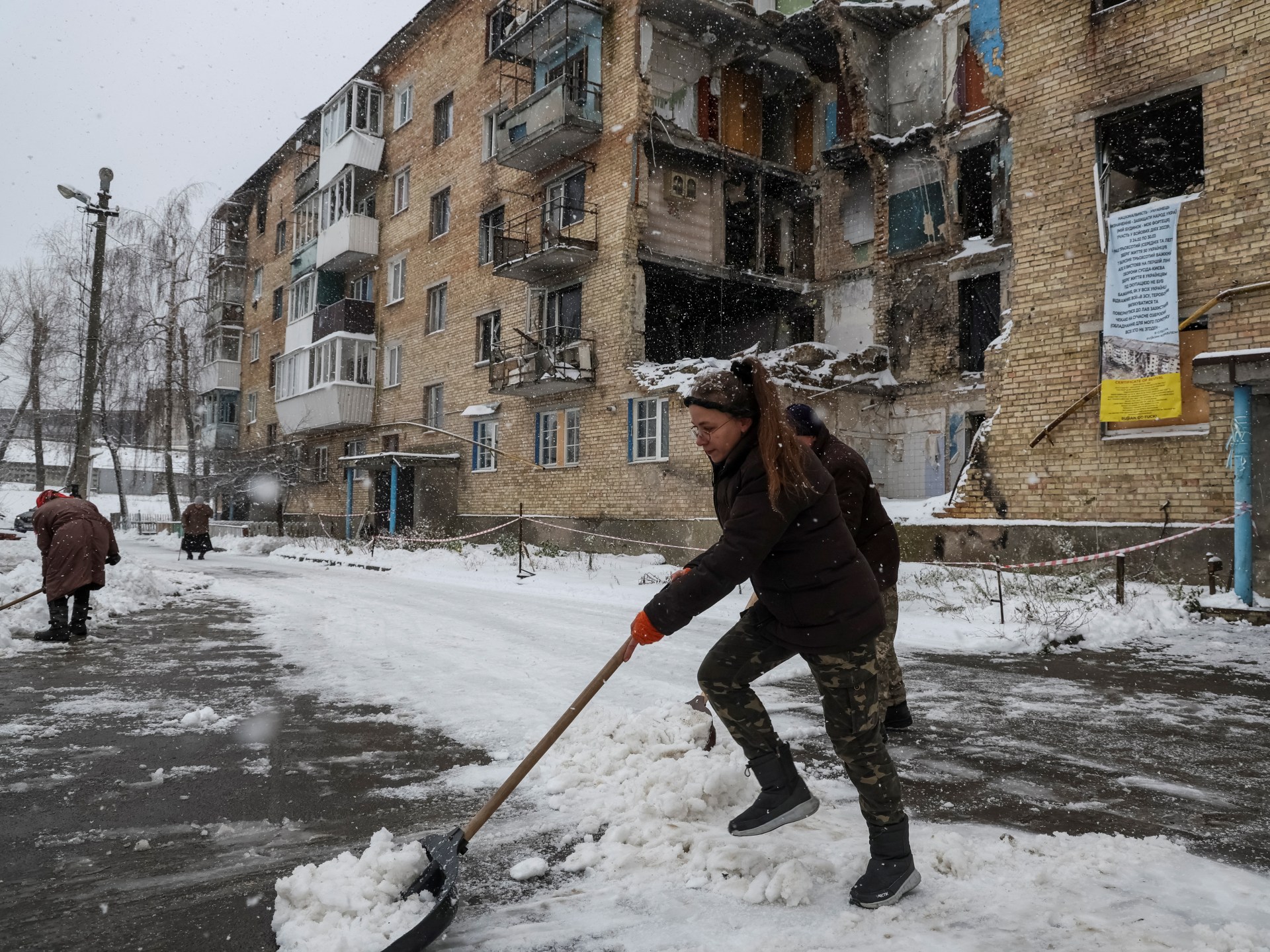Ukraine to arrange ‘invincibility’ shelters as chilly, snow set in