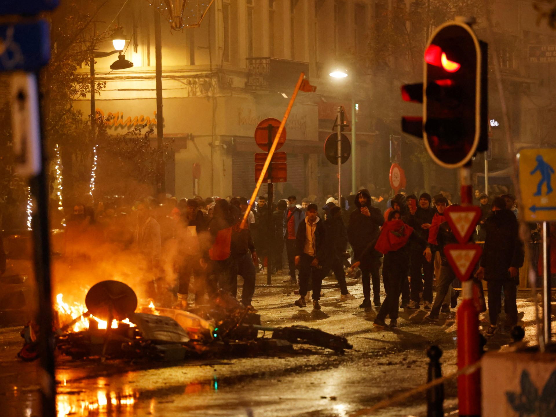 Riots in Brussels after Morocco beat Belgium in World Cup match