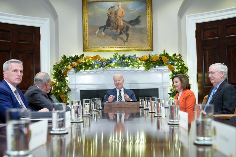Biden meets with Congressional leaders