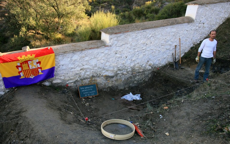 Exhumation des victimes de la dictature espagnole