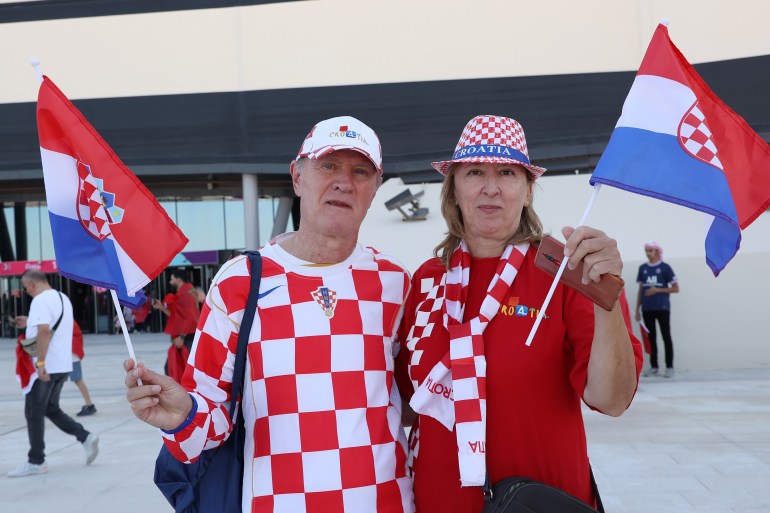 Taraftarlar Fas - Hırvatistan, C Grubu, FIFA Dünya Kupası 2022, 23 Kasım, Katar öncesinde Al Bayt stadyumuna geliyor [Showkat Shafi/ Al Jazeera]