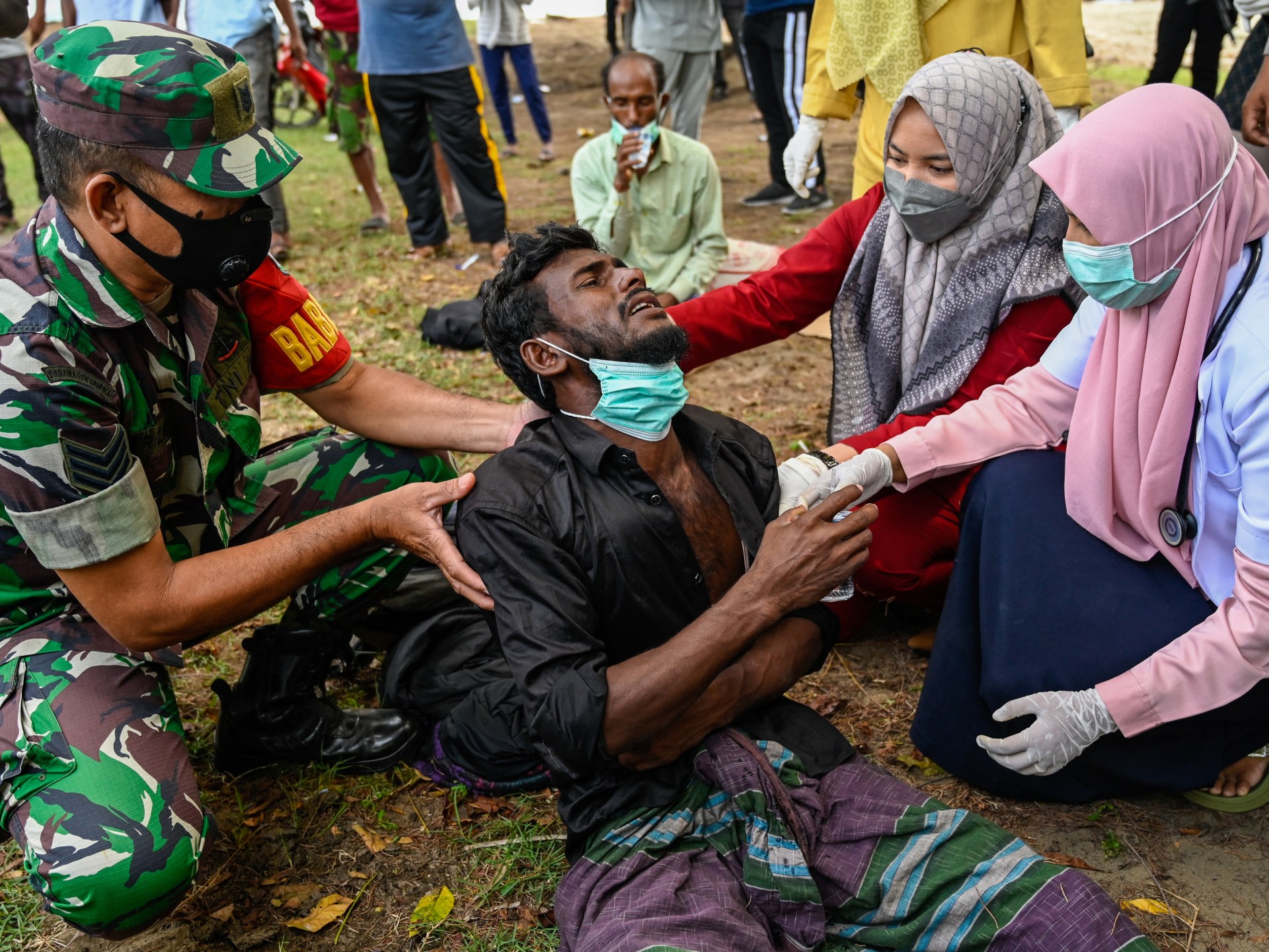 Kapal kedua dengan 185 Rohingya tiba di Aceh, Indonesia  Berita Rohingya