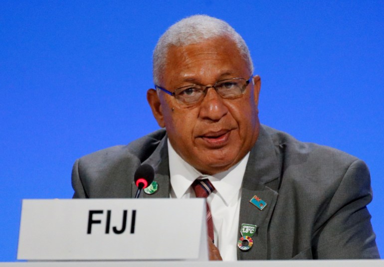 Le Premier ministre fidjien Frank Bainimarama assiste à une réunion lors de la Conférence des Nations Unies sur les changements climatiques (COP26) à Glasgow