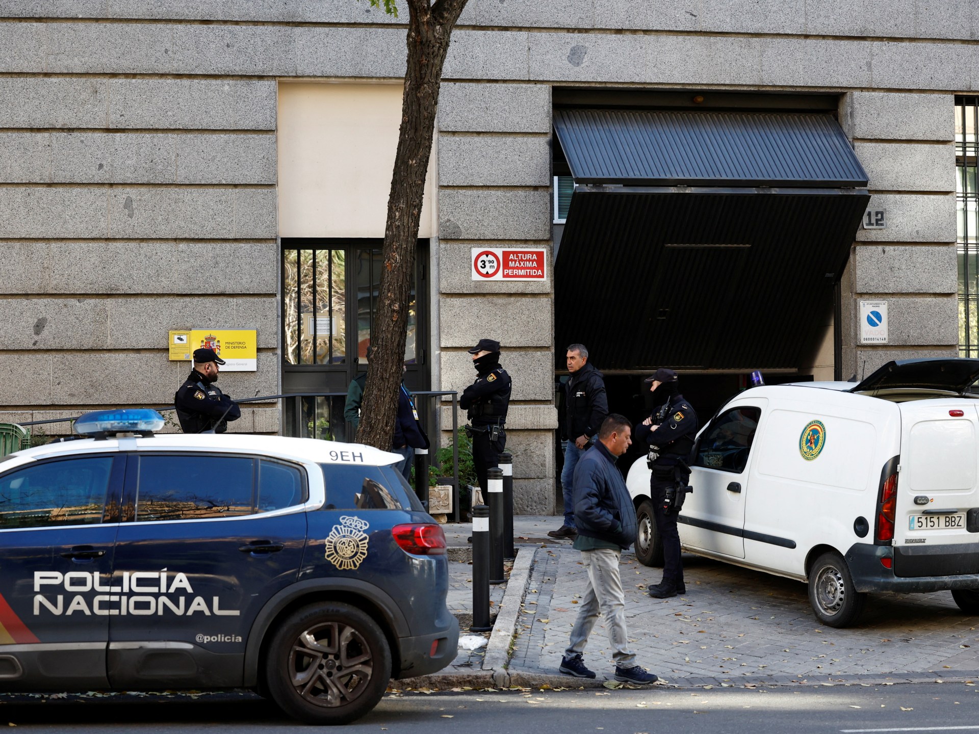 US embassy, five other sites targeted by letter bombs in Spain