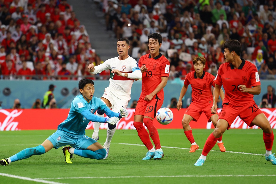 Photos: South Korea beat Portugal to step forward at World Cup | In Pictures | Al Jazeera