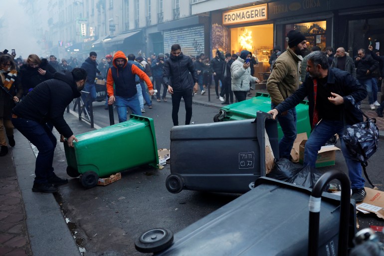 Affrontements parisiens
