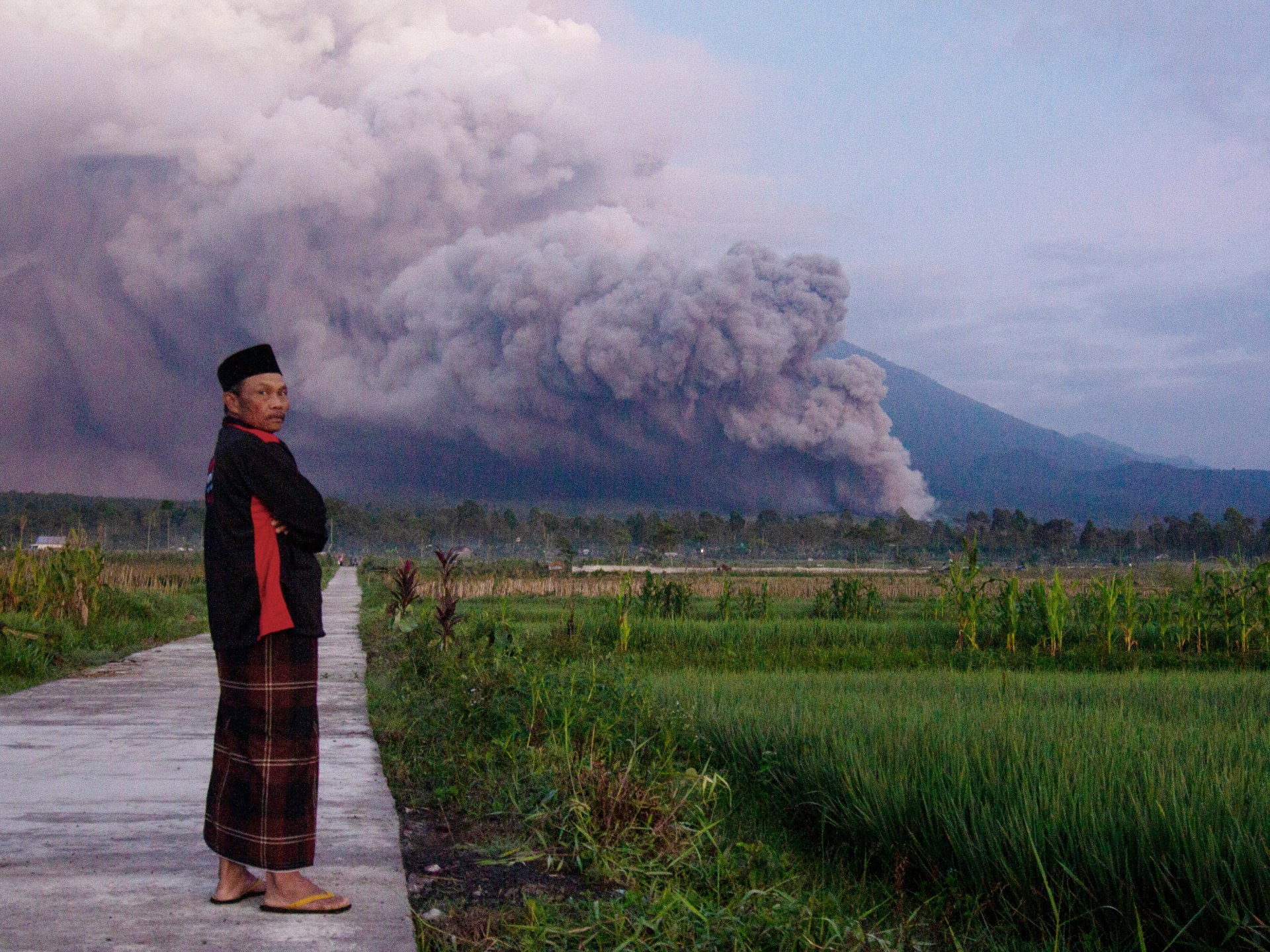 Indonesia’s Mount Semeru volcano erupts, spews big clouds of ash