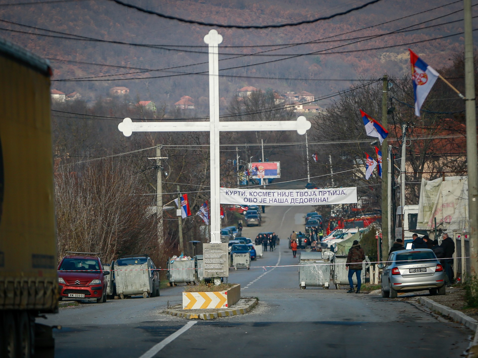 Protesting Serbs in northern Kosovo begin removing barricades |  Conflict news