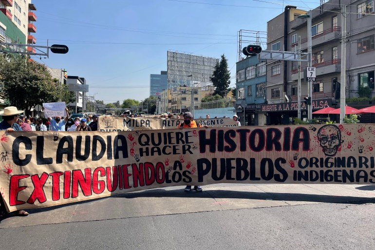 Protests in Mexico City over rising rents with the entrance of Airbnb
