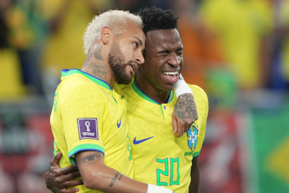 Neymar congratulates Vinicius Jr after his goal.