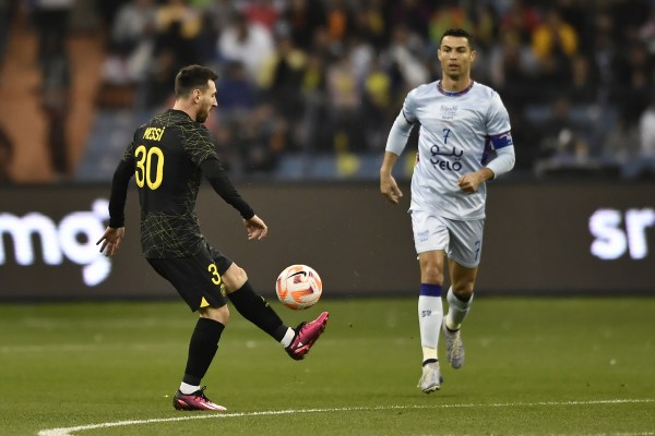 Меси срещу Роналдо на картите, докато Интер Маями потвърждава предсезонното турне в Саудитска Арабия