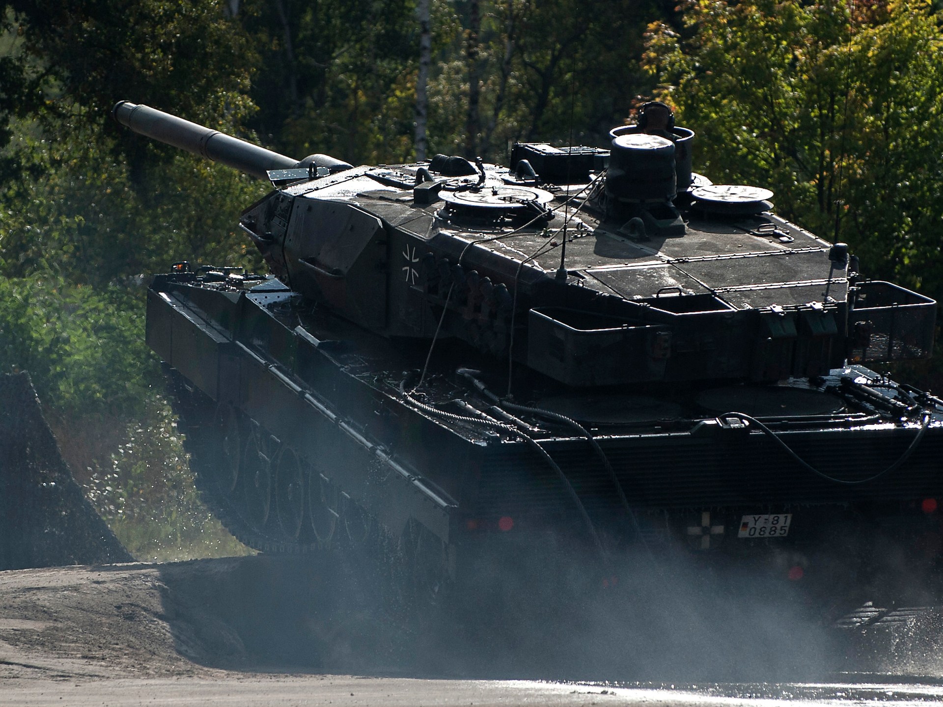 ‘Extraordinarily harmful choice’: Russia scorns Germany over tanks