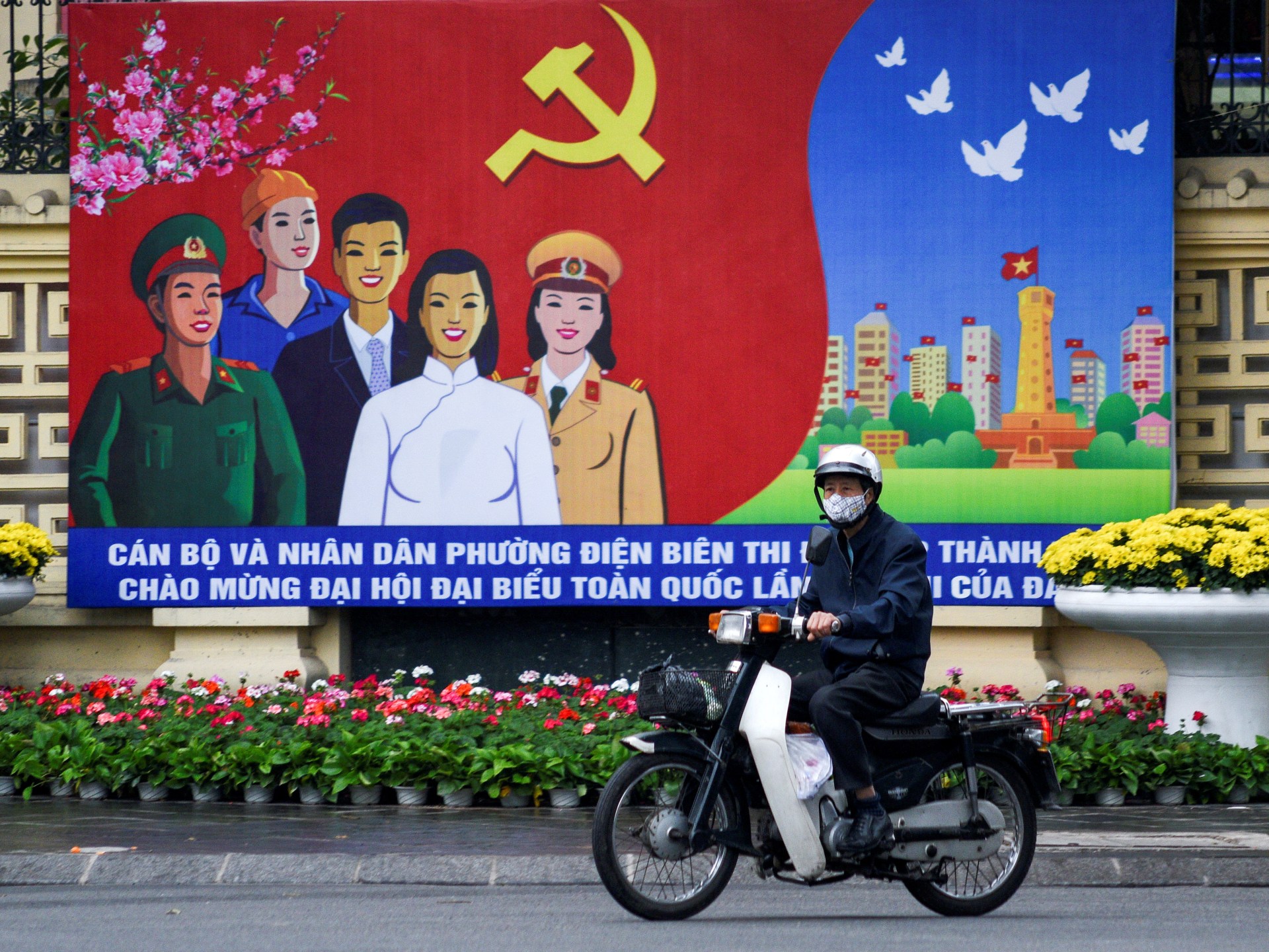 Việt Nam cách chức hai phó thủ tướng trong chiến dịch chống tham nhũng |  tin tức về nhiễm virus corona