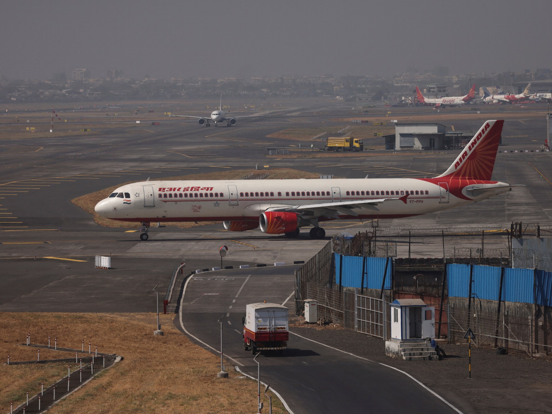 Air India meluncurkan pesanan ‘bersejarah’ untuk 470 Boeing, jet Airbus |  Bisnis dan ekonomi