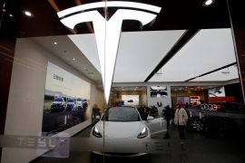 A jury determined in 2021 that a Black elevator operator was subjected to severe racial harassment while working at Tesla&#39;s flagship assembly plant [File: Florence Lo/Reuters]