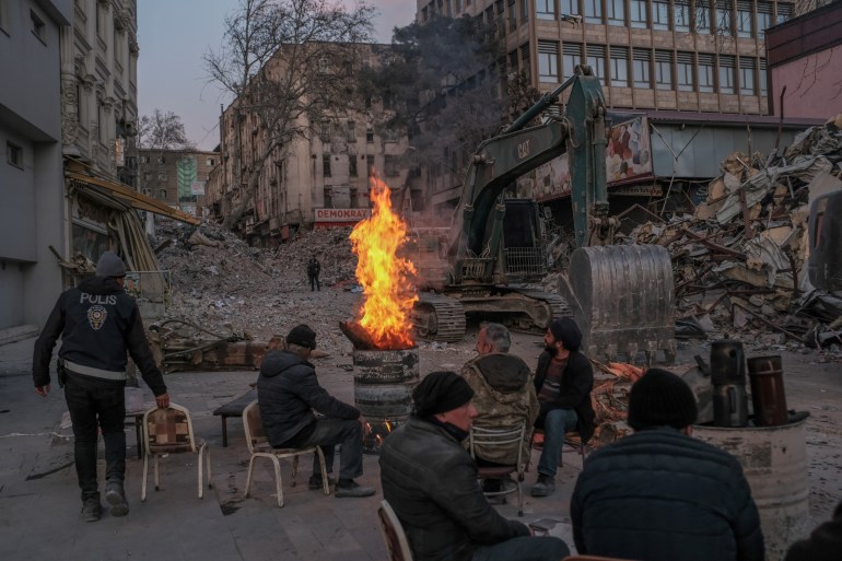 Operasi penyelamatan gempa Turki berakhir, kata pemerintah |  Berita gempa Turki-Suriah