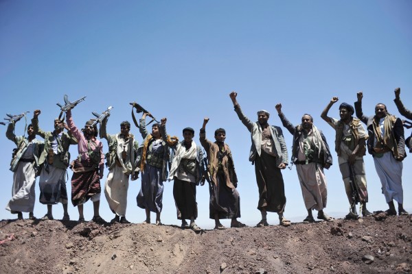 Йеменските бунтовници хути ще се насочат към Саудитска Арабия на