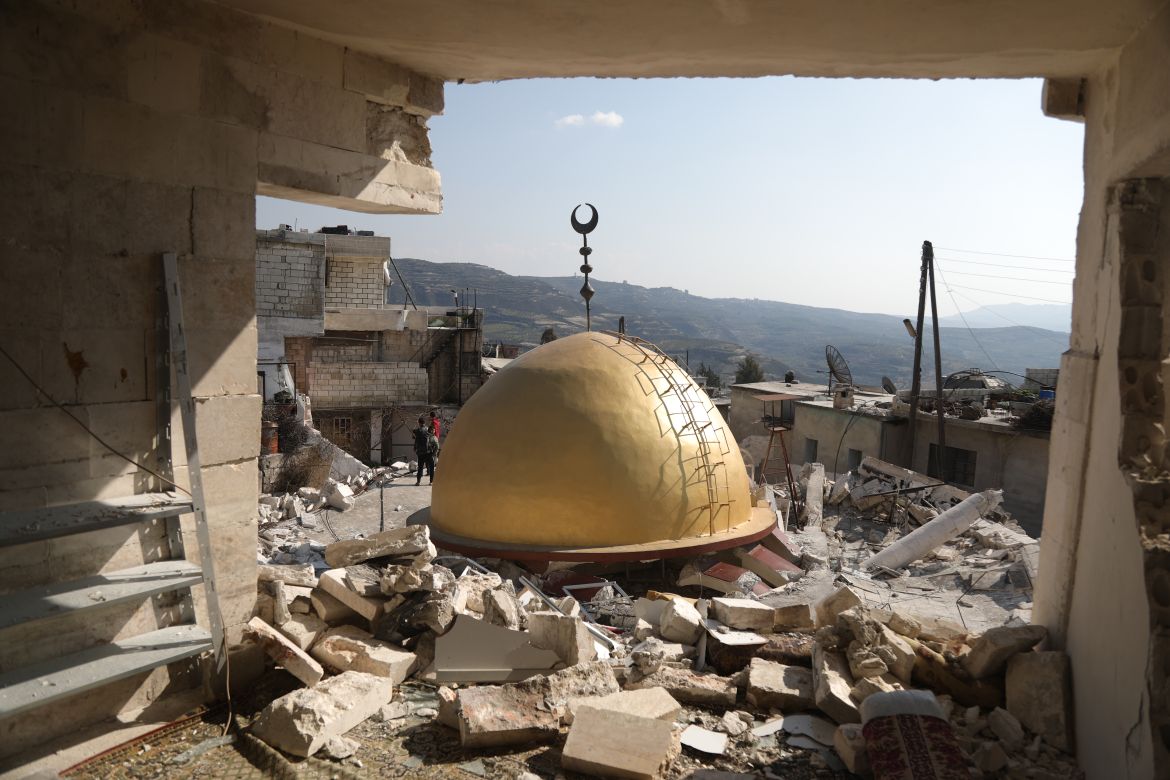The Maland mosque's dome fell to the ground
