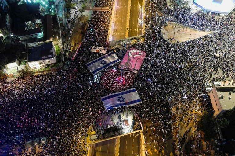 An aerial view of crowds in Tel Aviv on March 11, 2023.