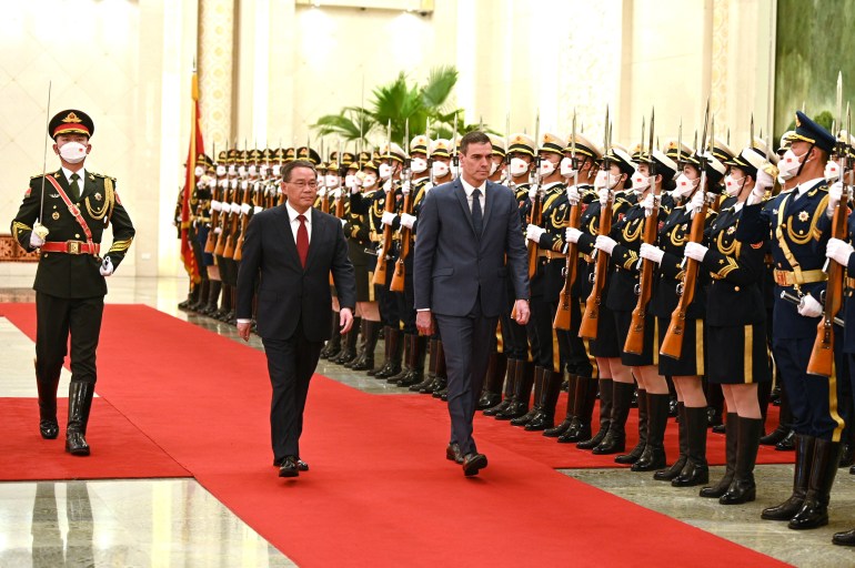 Chinese Premier Li Qiang and Spanish Prime Minister Pedro Sanchez