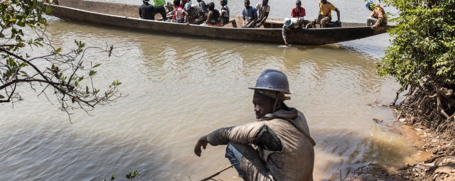 Senegal’s gold rush brings hope and despair