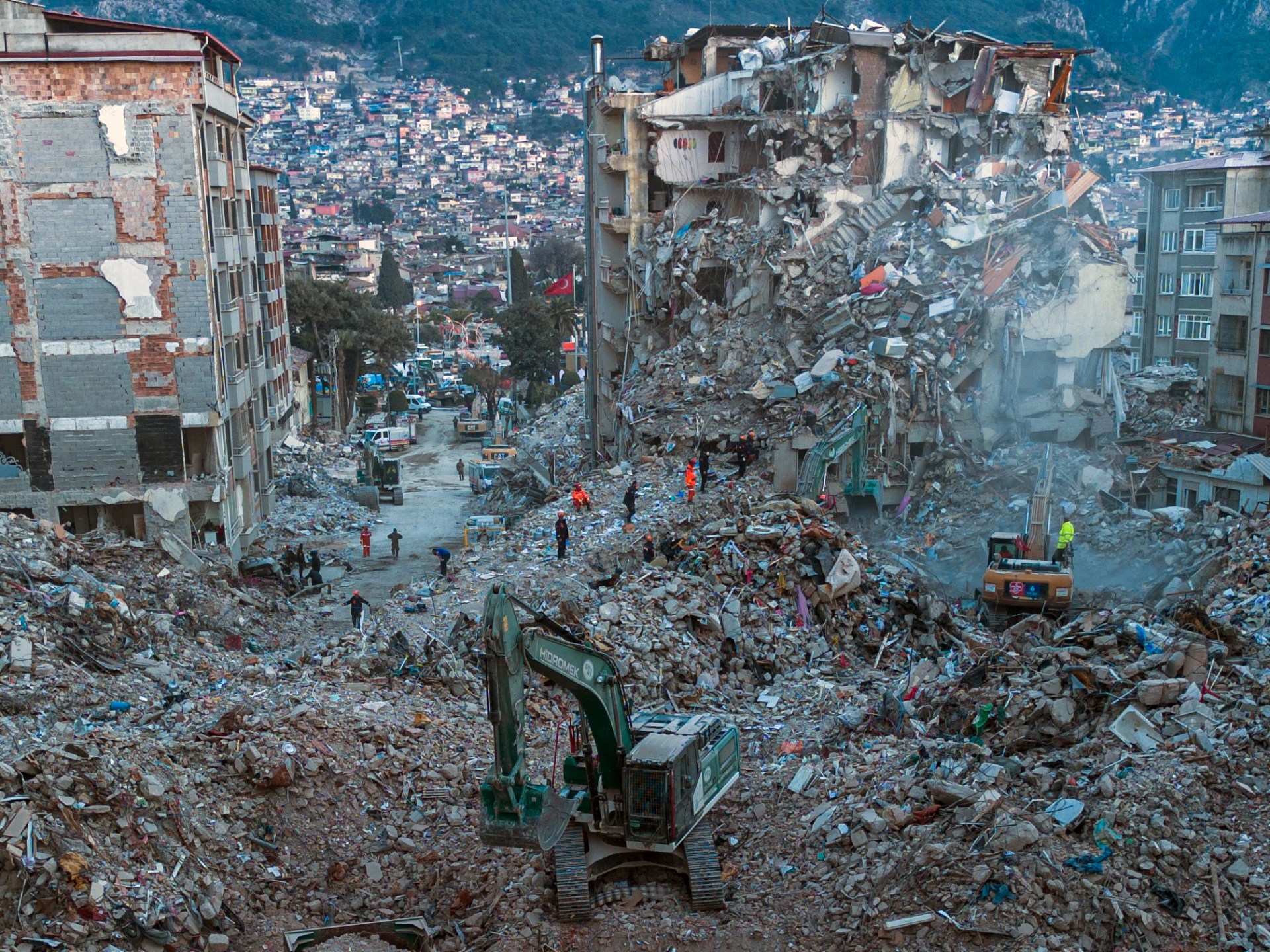 Sekarang saatnya dunia mendukung rakyat Türkiye Turki-Suriah gempa bumi