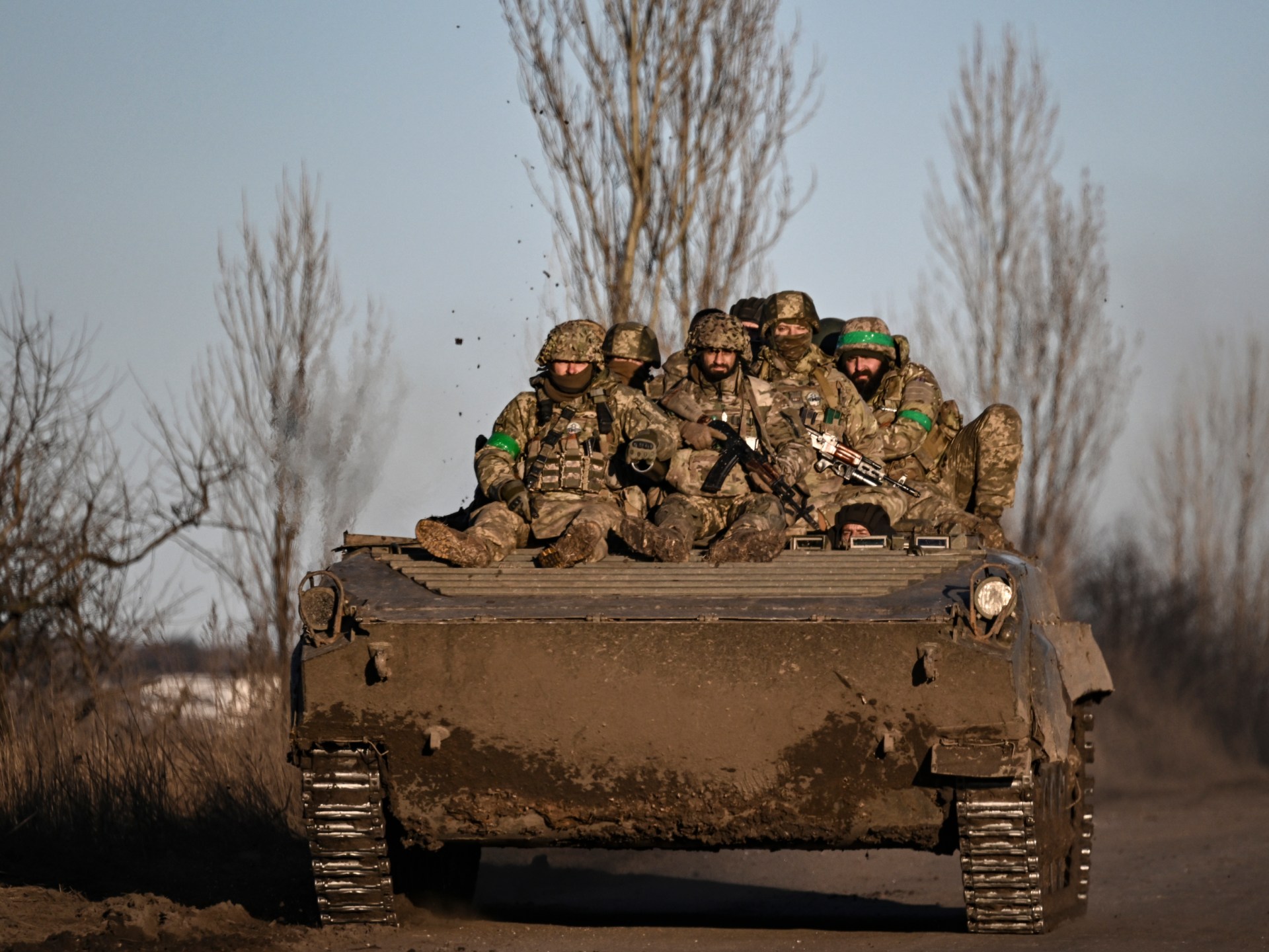 Будущее Украины зависит от поля боя на востоке: Зеленский |  Российско-украинские военные новости