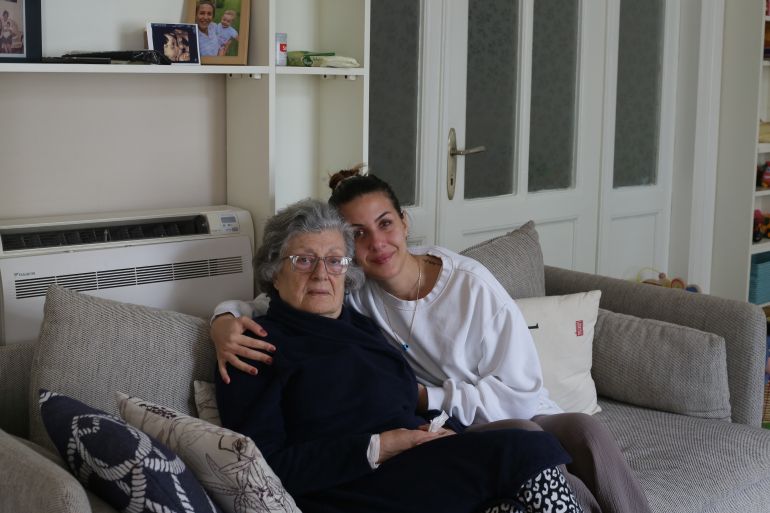 Hacer Guven, 81 and her granddaughter Irem Mursaloglu in Istanbul (Ylenia Gostoli)