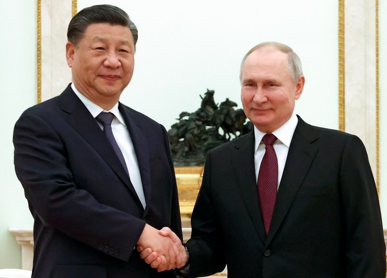 O presidente chinês Xi Jinping e o presidente russo Vladimir Putin