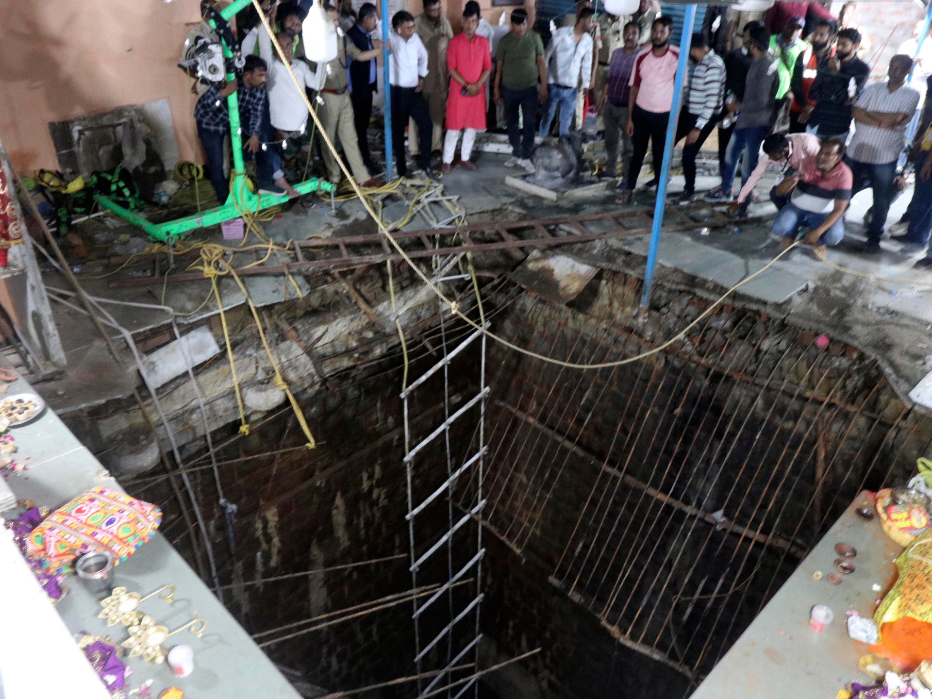 Au moins 35 morts après la couverture d’un puits lors de l’effondrement d’un temple en Inde |  Nouvelles