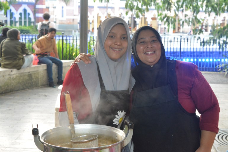 Vendors at Ramadan bazaars Malaysia.