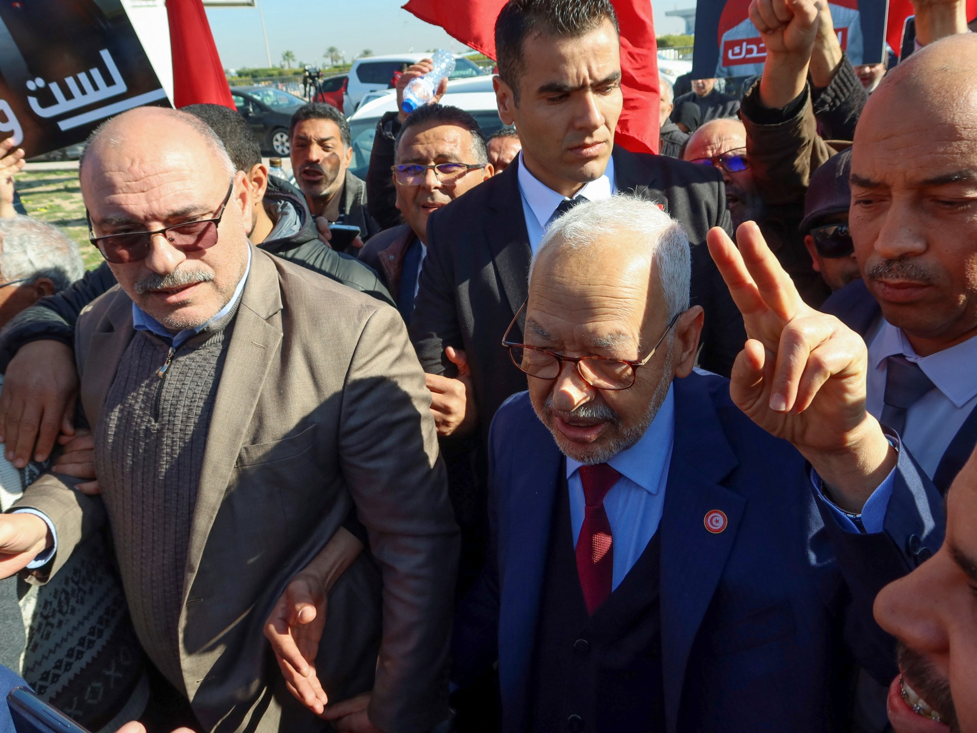 Kekhawatiran penangkapan Ghannouchi akan menyebabkan lebih banyak represi di Tunisia |  Berita Politik