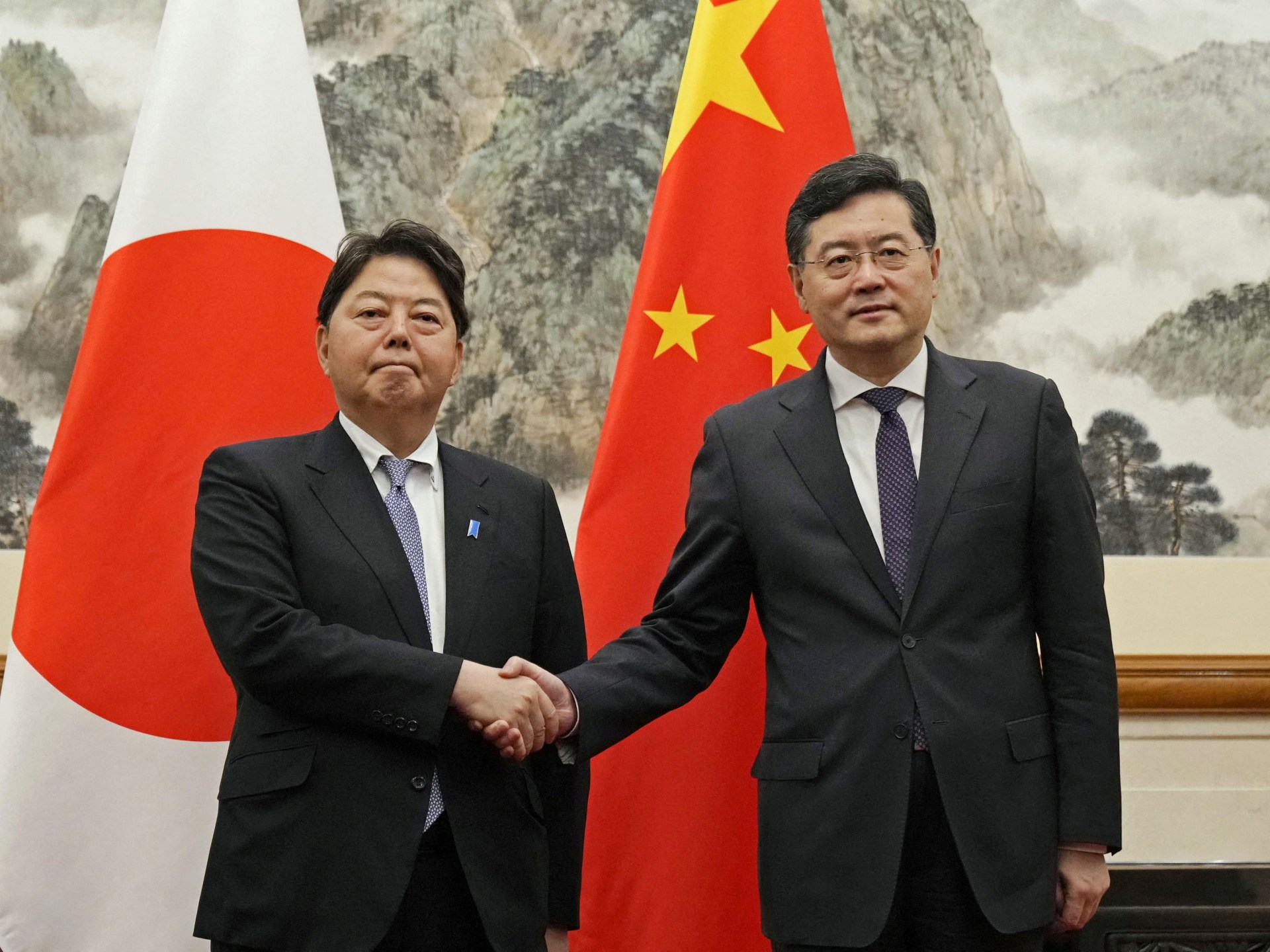 Japan’s foreign minister urges China to release jailed national