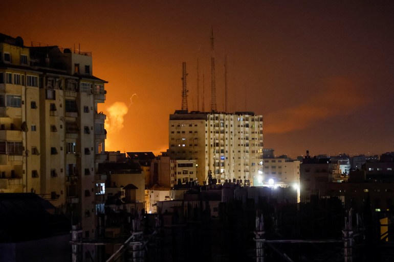 Israel Luncurkan Serangan Udara di Gaza, Lebanon |  Berita konflik Israel-Palestina