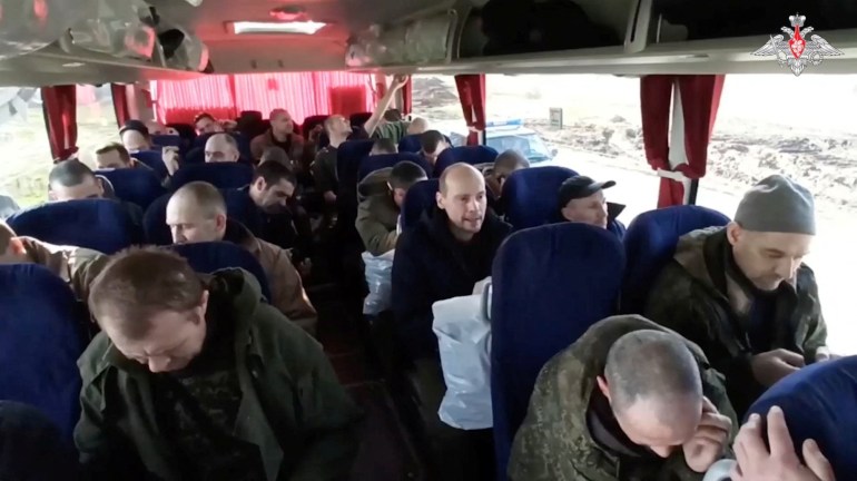 Ukraina, Rusia menukar lebih dari 200 tentara dalam pertukaran tahanan |  Berita perang Rusia-Ukraina