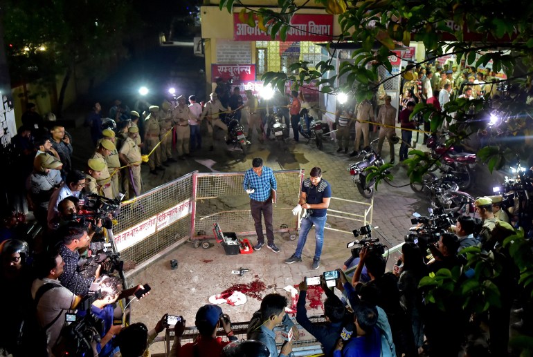 Mantan anggota parlemen Atiq Ahmed, saudara laki-laki ditembak mati di siaran langsung TV di India |  Berita