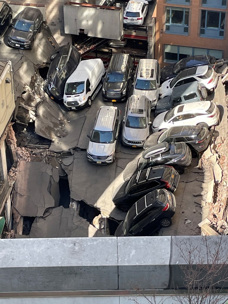 Garasi parkir runtuh di New York City, menewaskan sedikitnya satu |  Transportasi Berita