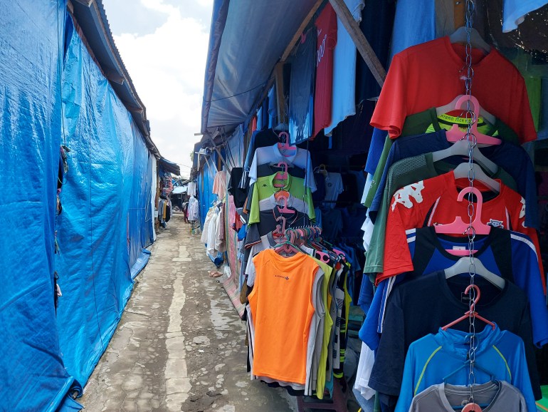 Perang Indonesia terhadap pakaian bekas mengecewakan penjual lokal |  Bisnis dan ekonomi