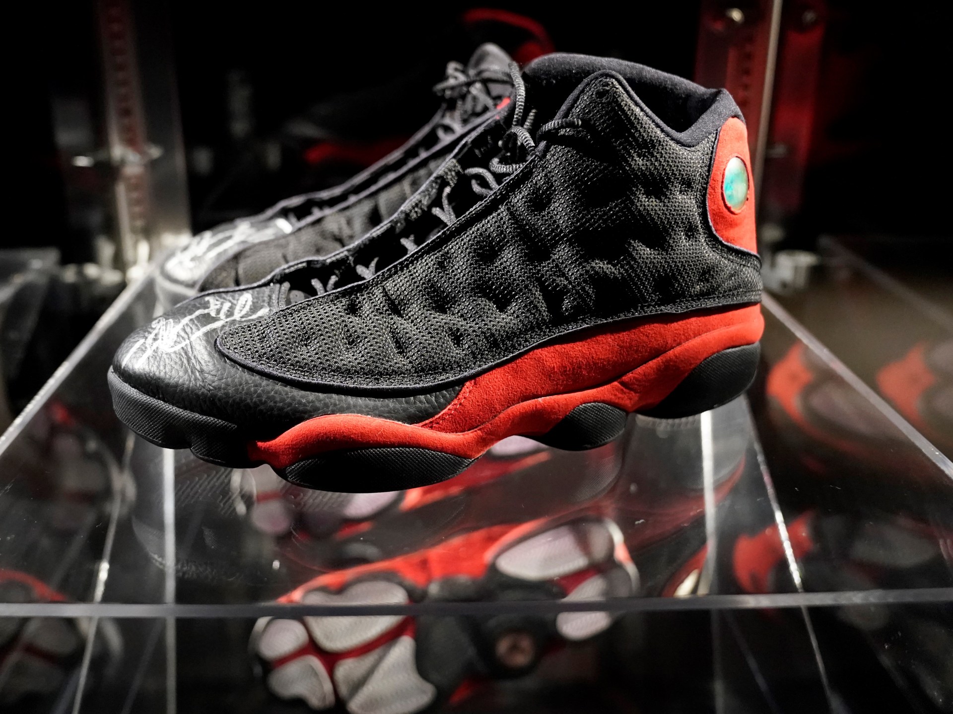 Michael Jordan’s ‘Last Dance’ NBA sneakers sell for record $2.2m | Basketball News