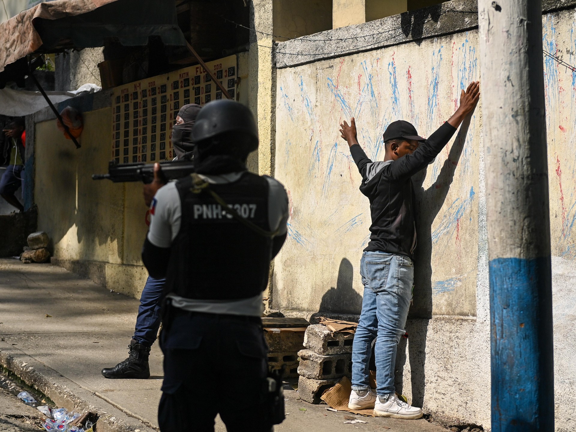 Anggota geng Haiti yang dicurigai dilempari batu, dibakar massa |  Berita Kejahatan