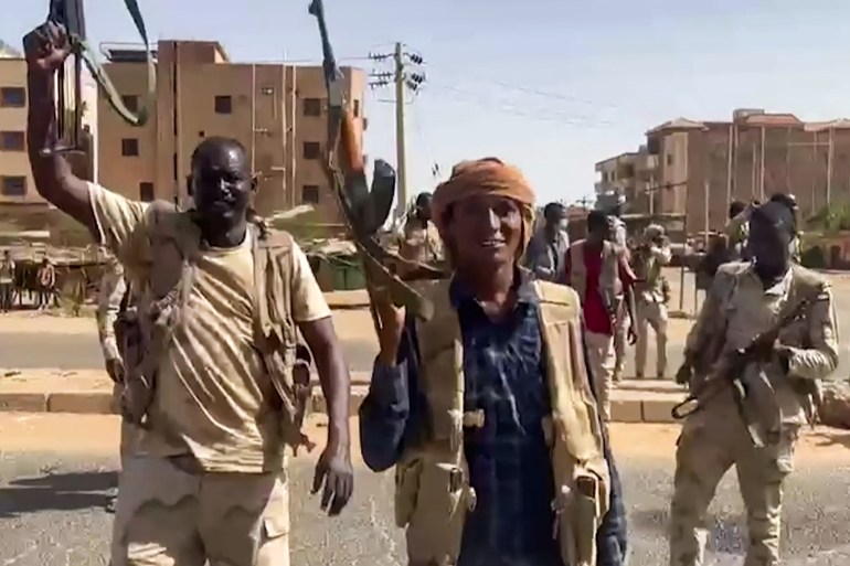 Panglima militer Sudan mendukung perpanjangan gencatan senjata saat pertempuran berlanjut |  Berita Konflik