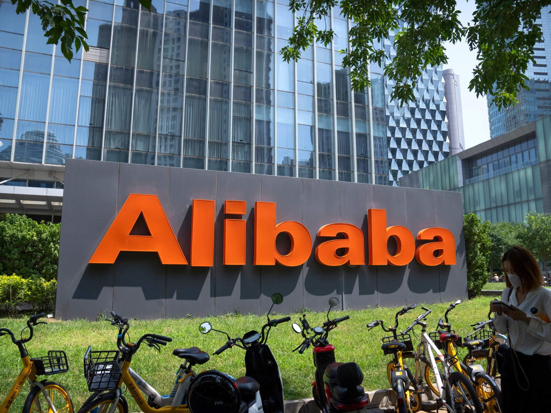 Saat Alibaba Meluncurkan Pesaing ChatGPT, Tiongkok Menandai Aturan AI Baru |  Berita Teknologi
