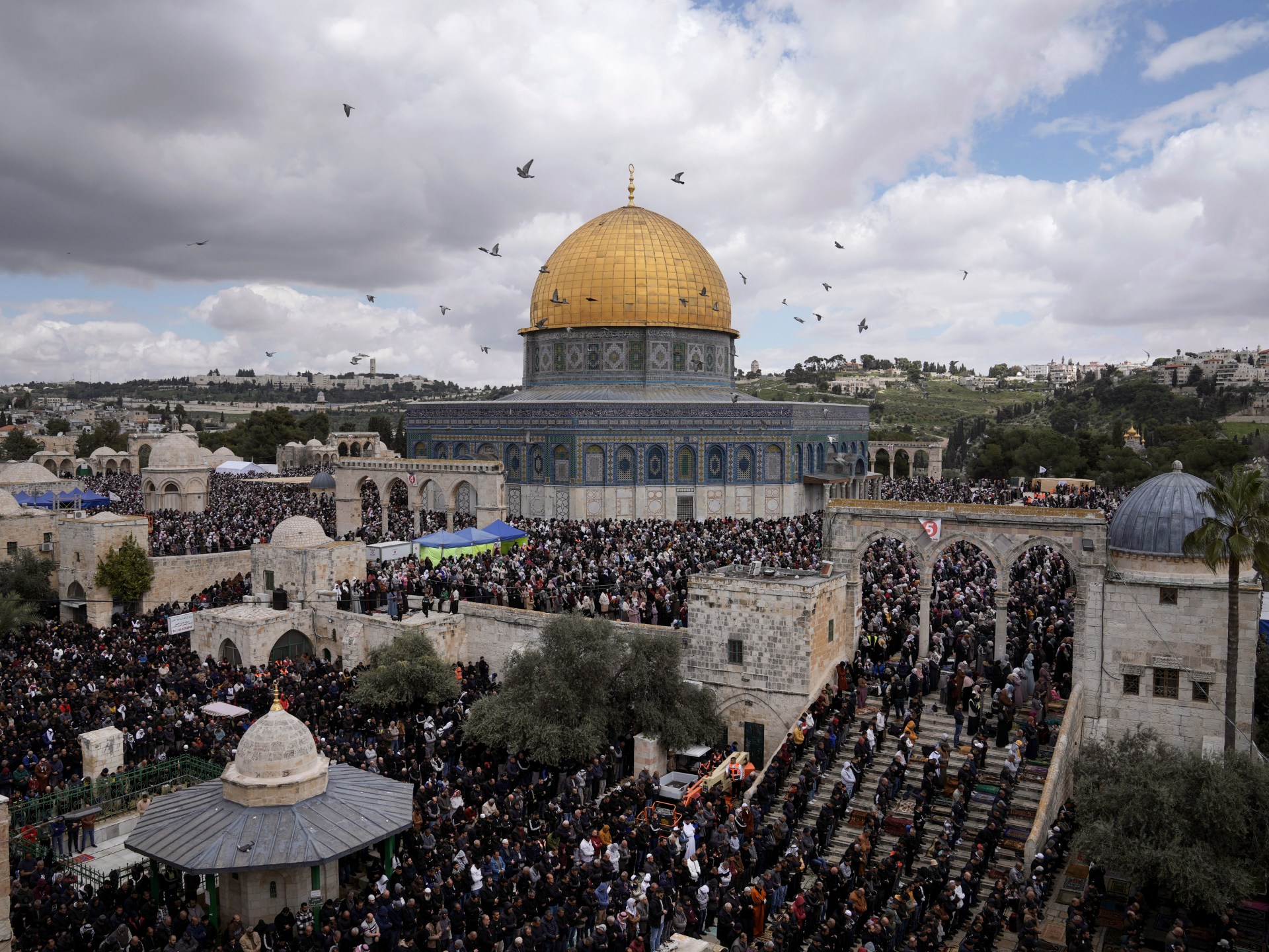 Siapa kelompok Yahudi yang memasuki kompleks Al-Aqsa Yerusalem?  |  Berita konflik Israel-Palestina