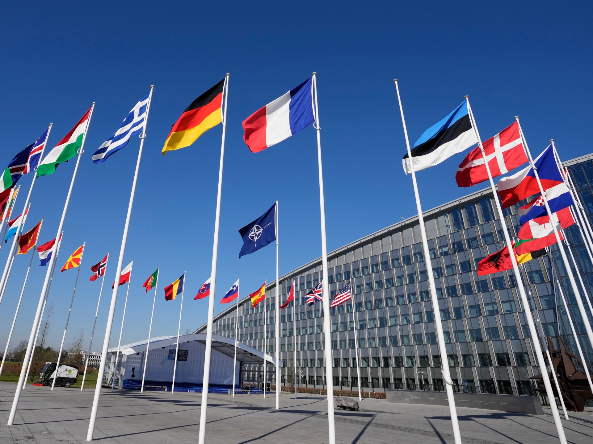 Ako vstúpi krajina do NATO?  |  Interaktívne novinky