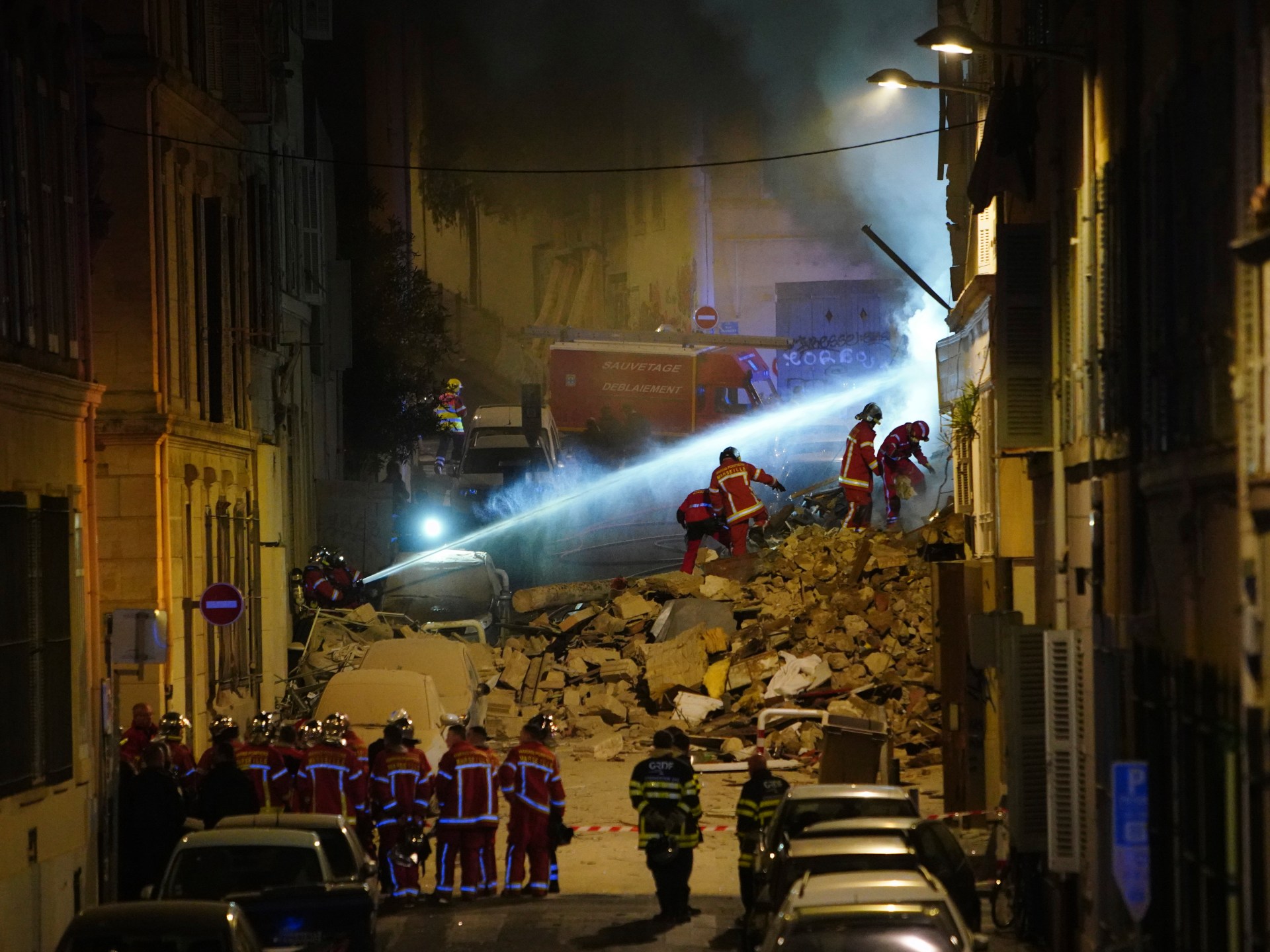 8 مفقودون بعد انهيار مبنى في مرسيليا بفرنسا |  أخبار