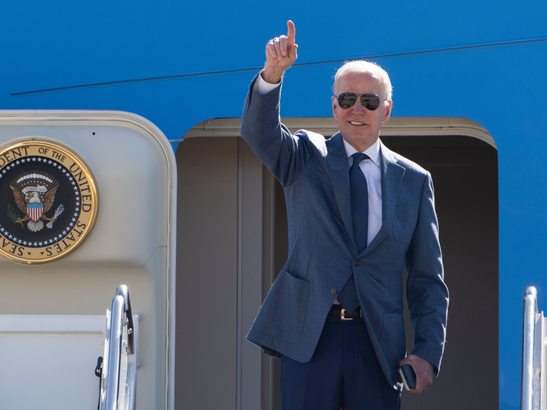 ‘Jaga perdamaian’: Biden memulai perjalanan Irlandia Utara, Irlandia |  Berita Joe Biden