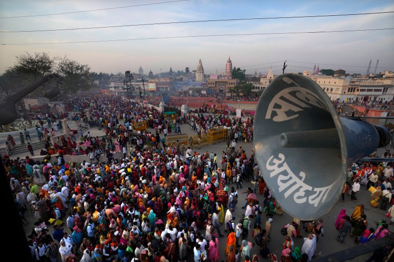Bagaimana kota Ayodhya mencerminkan melebarnya kesenjangan agama di India |  Berita Demografi