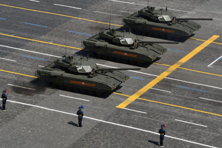 Russian T-14 Armata tanks debut in Ukraine